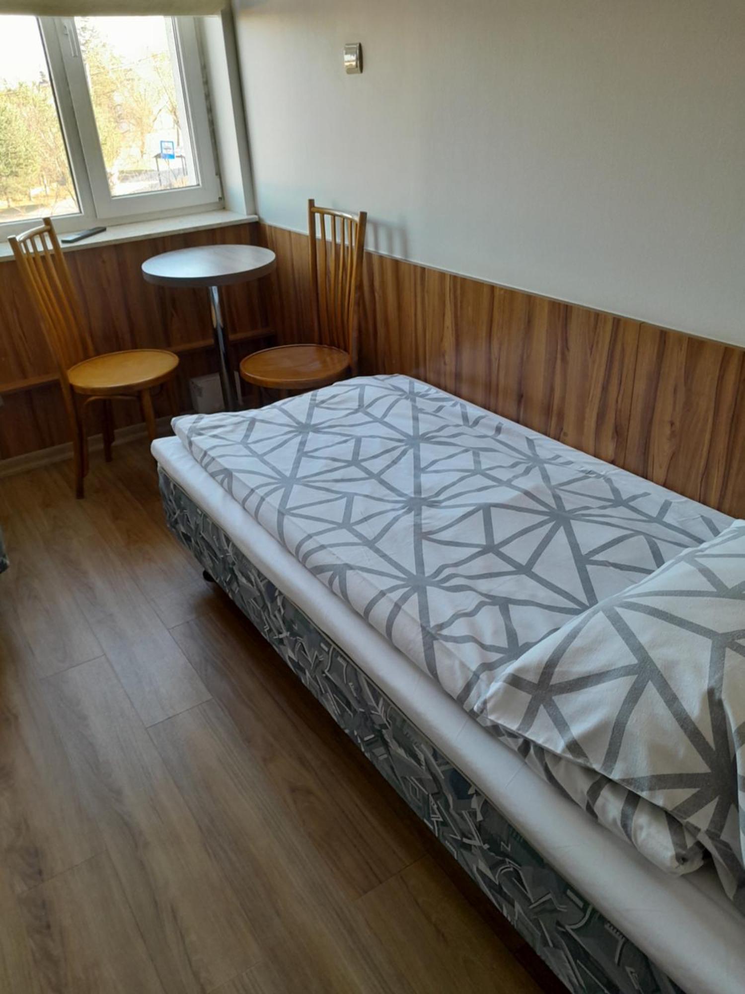 Hostel Polon Pułtusk Exteriör bild